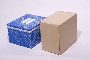 Картонные коробки на почте