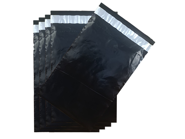 картинка Курьер-пакет чёрный 170x240+40 мм (50мкм) без кармана